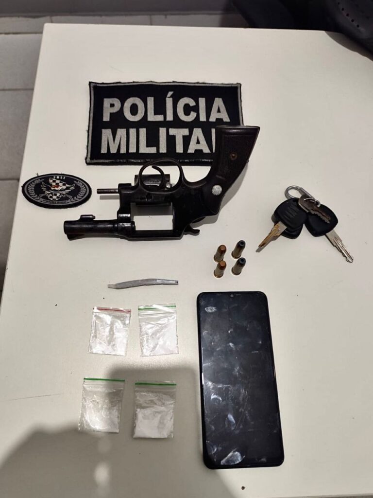Polícia Militar apreende arma e drogas em Lagarto