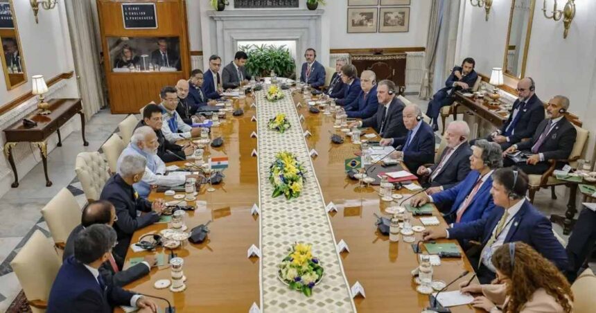 Lula participa de encontro empresarial Brasil-Índia durante assinatura de acordos comerciais