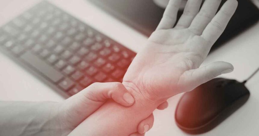 Terapeuta do HUL orienta sobre prevenção de LER/DORT em Lagarto