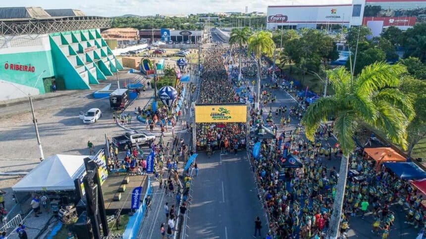 Largada da 31ª Corrida Rústica de Lagarto com milhares de atletas no Balneário Bica.