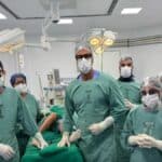Equipe médica do Huse realizando cirurgia