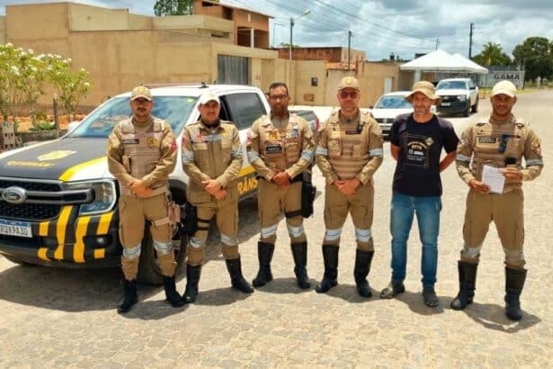 Agentes do DTTU de Lagarto sinalizando vias para a Corrida Rústica.
