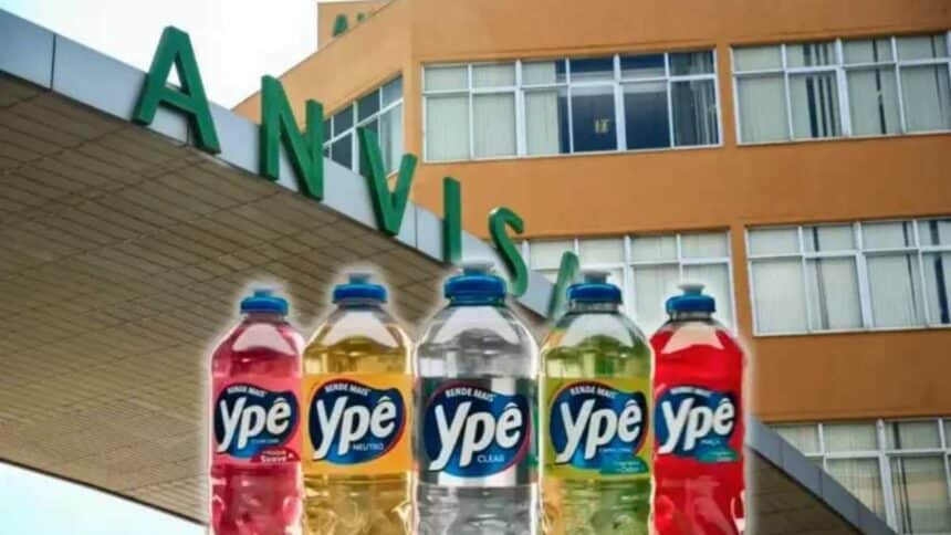 Montagem com produtos Ypê suspensos pela Anvisa por risco sanitário.