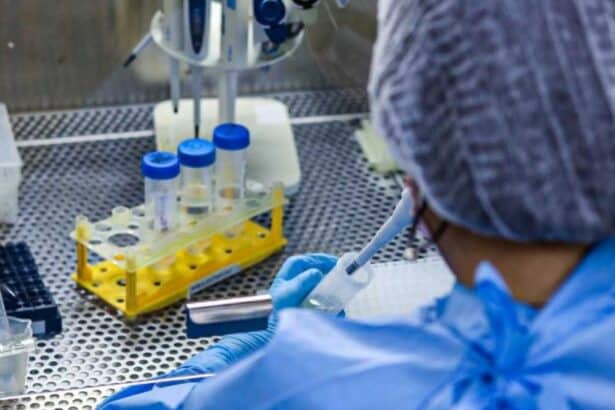 Laboratório do Lacen realiza análise para confirmar Gripe K em Sergipe.