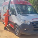 Ambulância e viatura de resgate do Corpo de Bombeiros Militar de Sergipe prestando socorro na rodovia próximo a Campo do Brito.