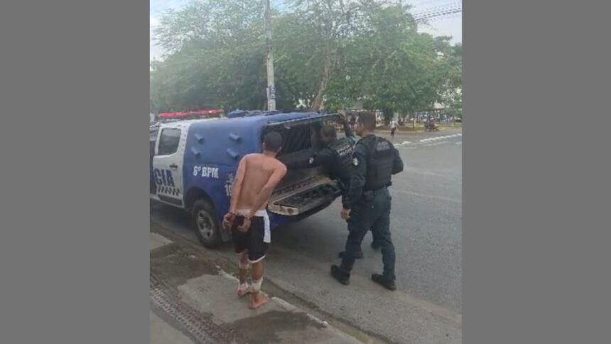 Viatura da Polícia Militar de Sergipe em patrulhamento ostensivo.