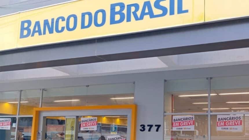 Interior de uma agência do Banco do Brasil em Sergipe.
