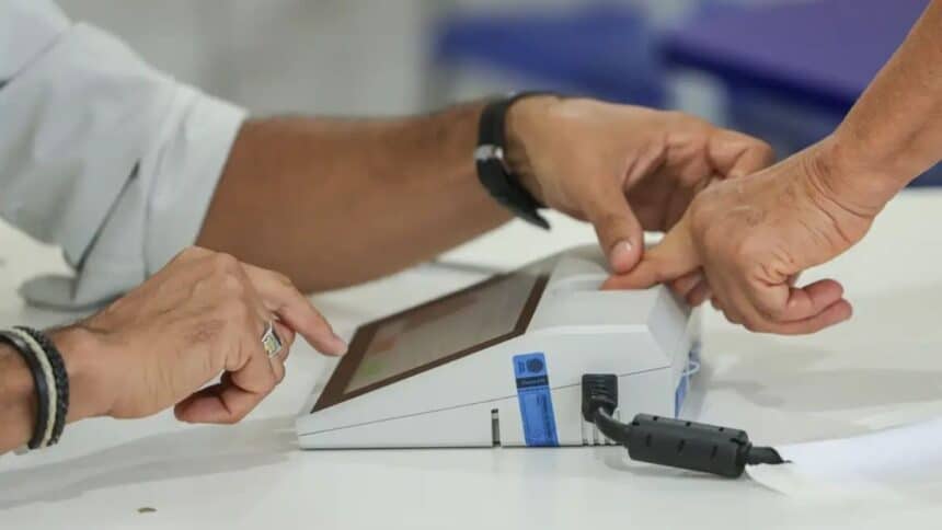 votação no dia do pleito.